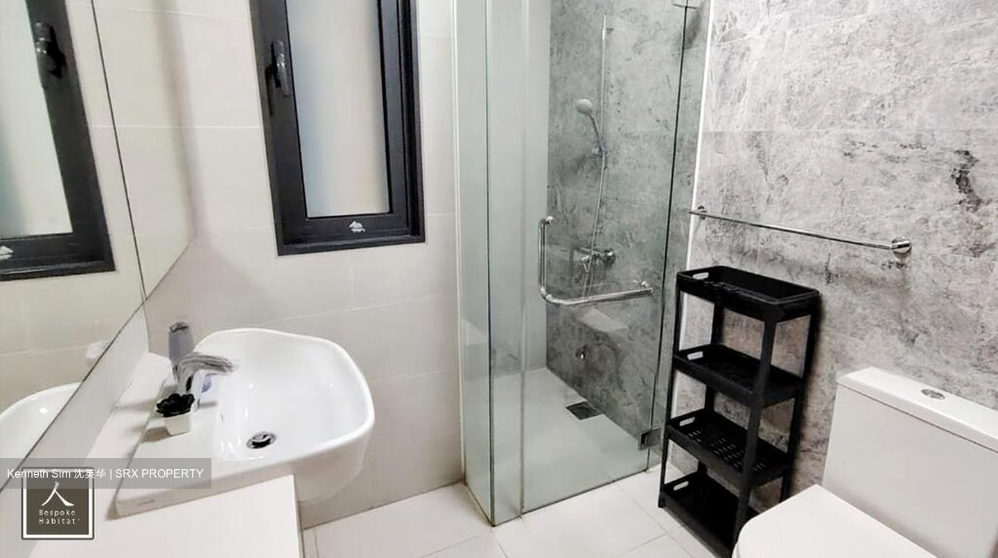 The Lakefront Residences (D22), Condominium #501255351